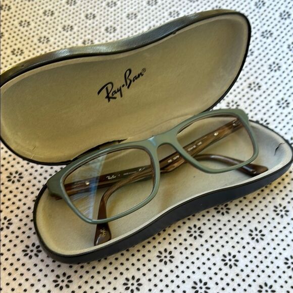 Ray-Ban 5279 5132 Gray and Brown Glasses 53 18 145 plus Case
HH260 - Picture 14 of 14